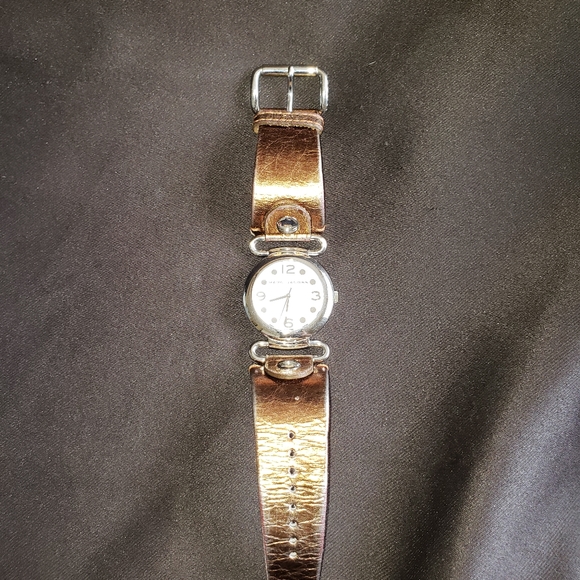Marc by Marc Jacob's silver/ brown watch - Picture 2 of 2